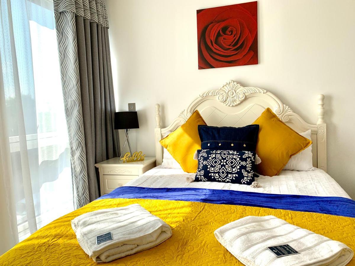 2-Bedrooms Modern Apartment Next To Velodrome, Lounge, Balcony, Parking, Abba 伦敦 外观 照片