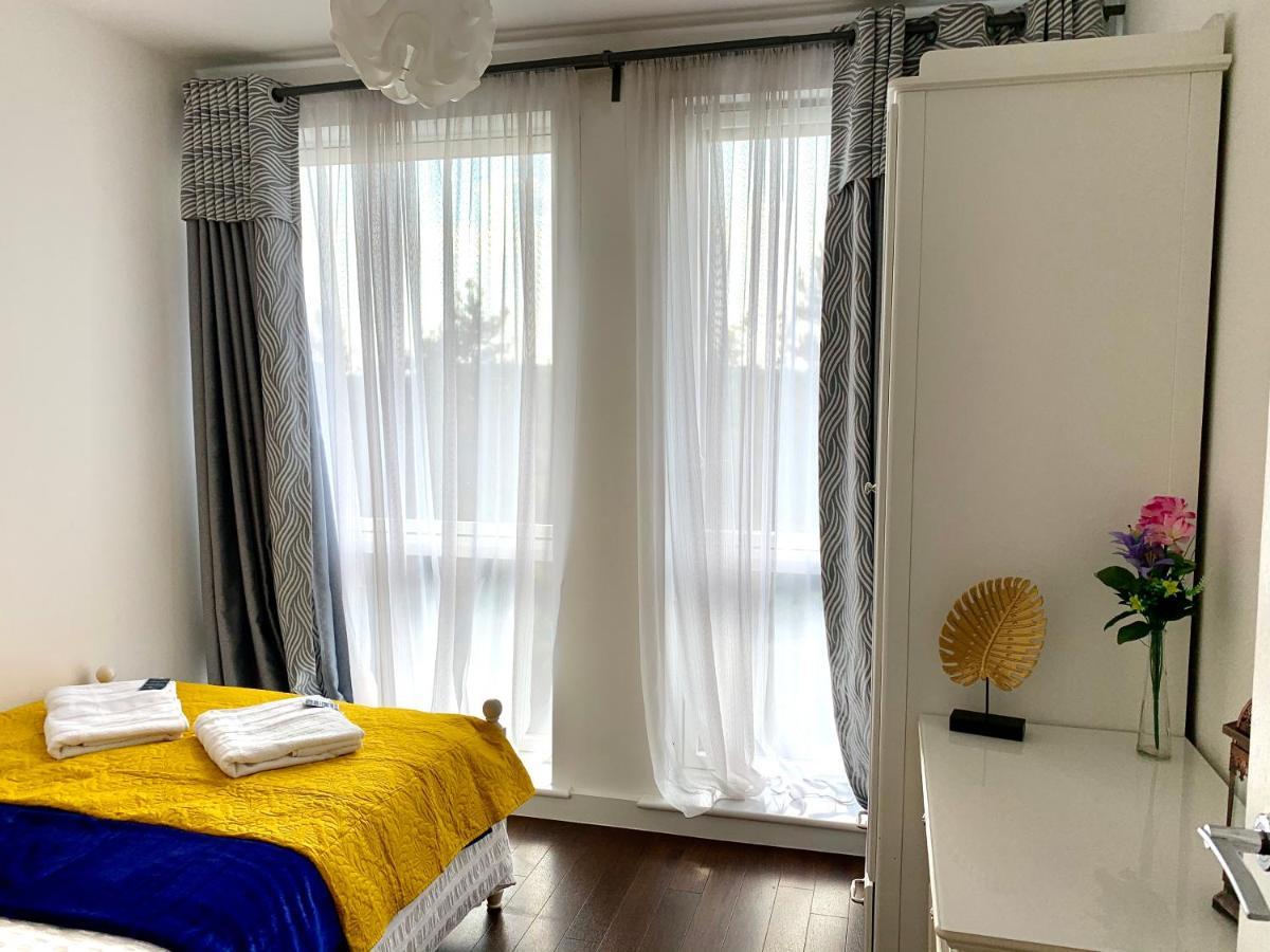 2-Bedrooms Modern Apartment Next To Velodrome, Lounge, Balcony, Parking, Abba 伦敦 外观 照片