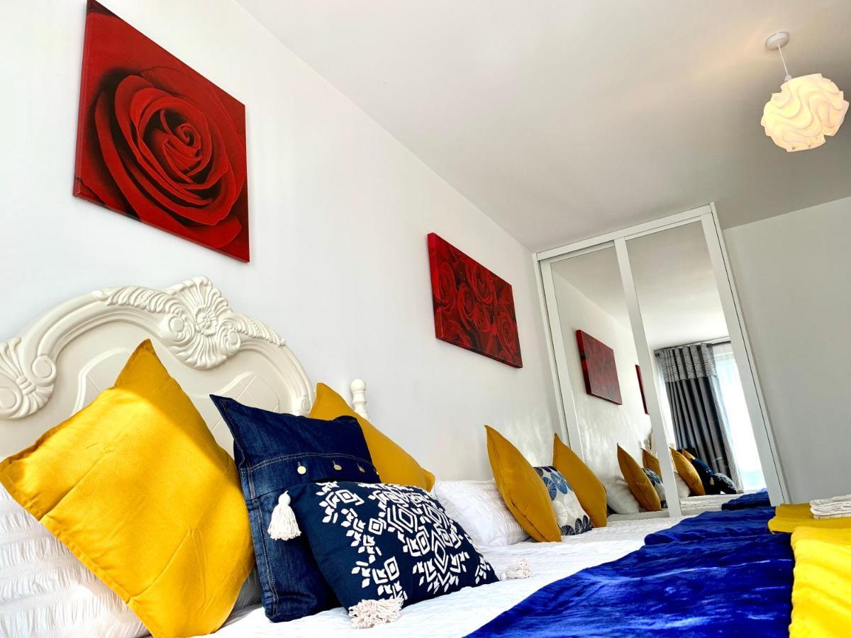2-Bedrooms Modern Apartment Next To Velodrome, Lounge, Balcony, Parking, Abba 伦敦 外观 照片