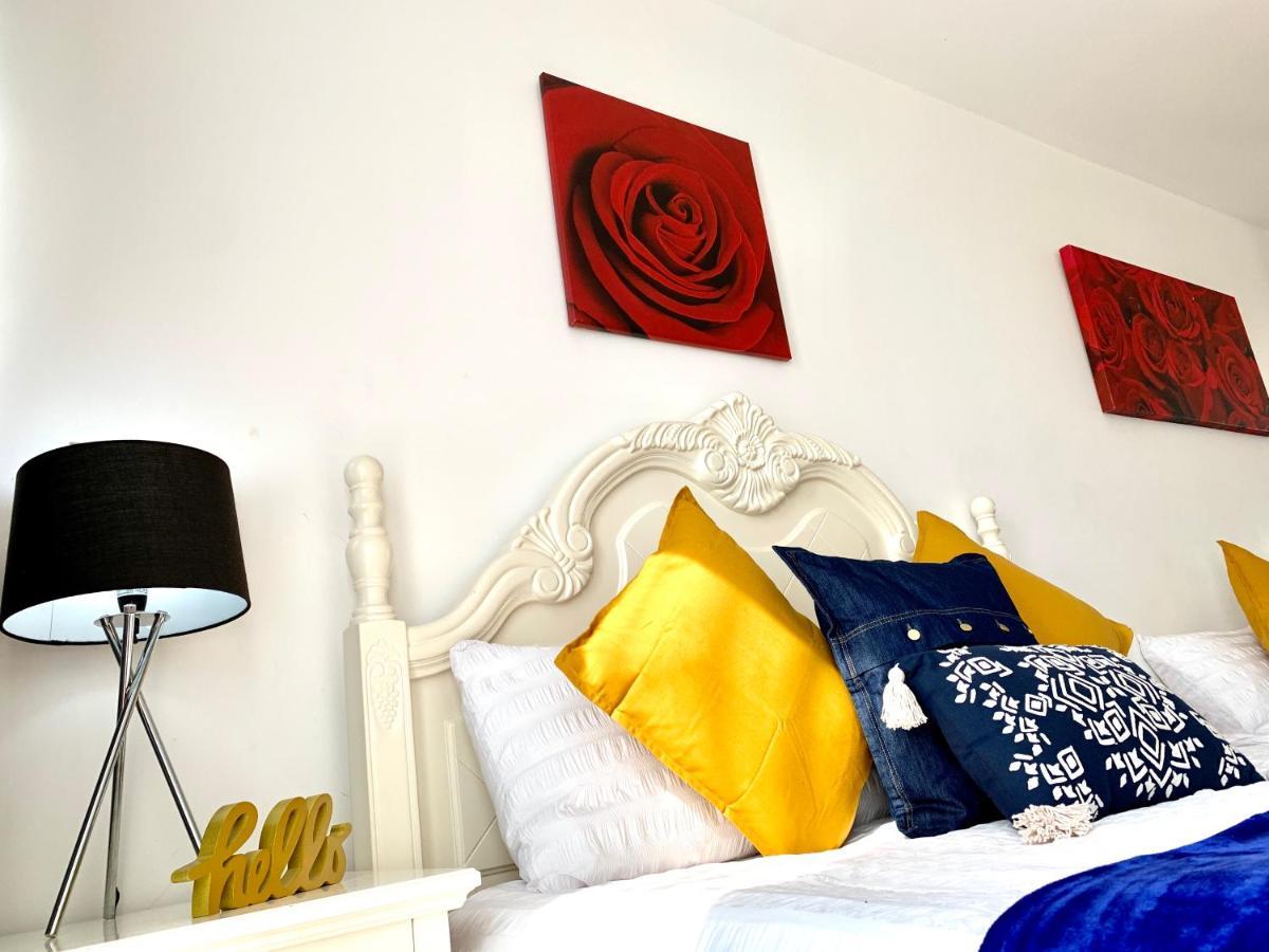 2-Bedrooms Modern Apartment Next To Velodrome, Lounge, Balcony, Parking, Abba 伦敦 外观 照片