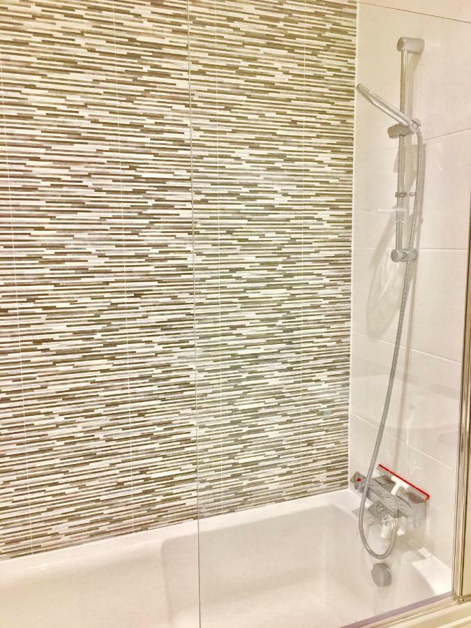 2-Bedrooms Modern Apartment Next To Velodrome, Lounge, Balcony, Parking, Abba 伦敦 外观 照片