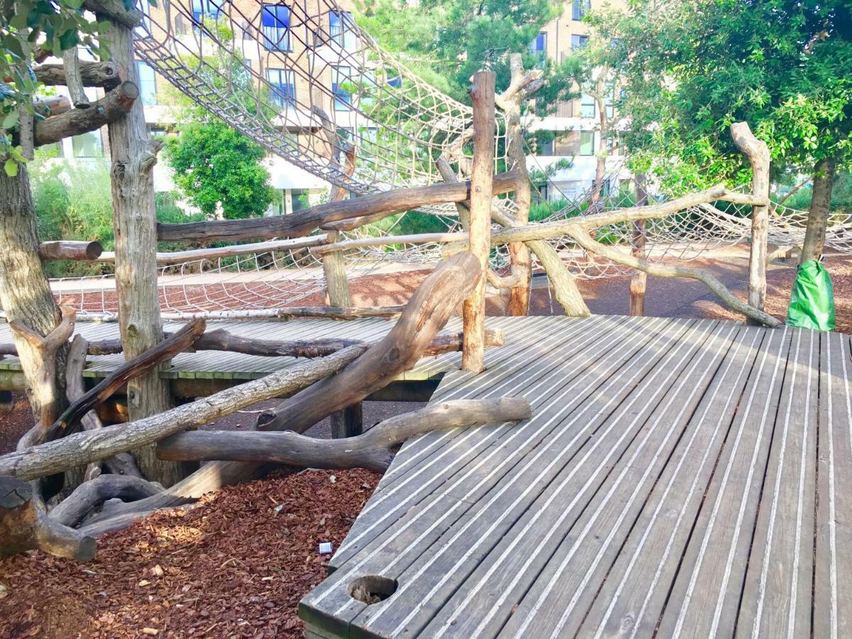 2-Bedrooms Modern Apartment Next To Velodrome, Lounge, Balcony, Parking, Abba 伦敦 外观 照片