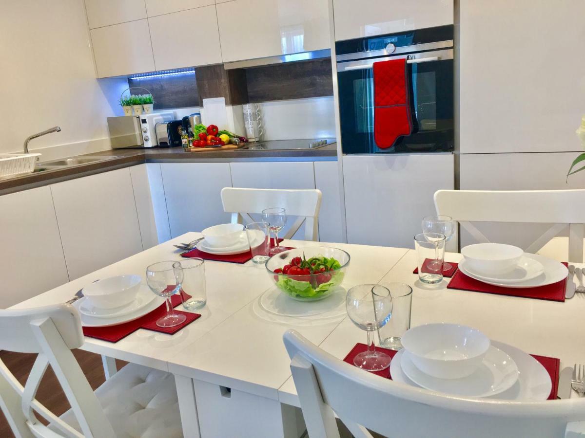 2-Bedrooms Modern Apartment Next To Velodrome, Lounge, Balcony, Parking, Abba 伦敦 外观 照片
